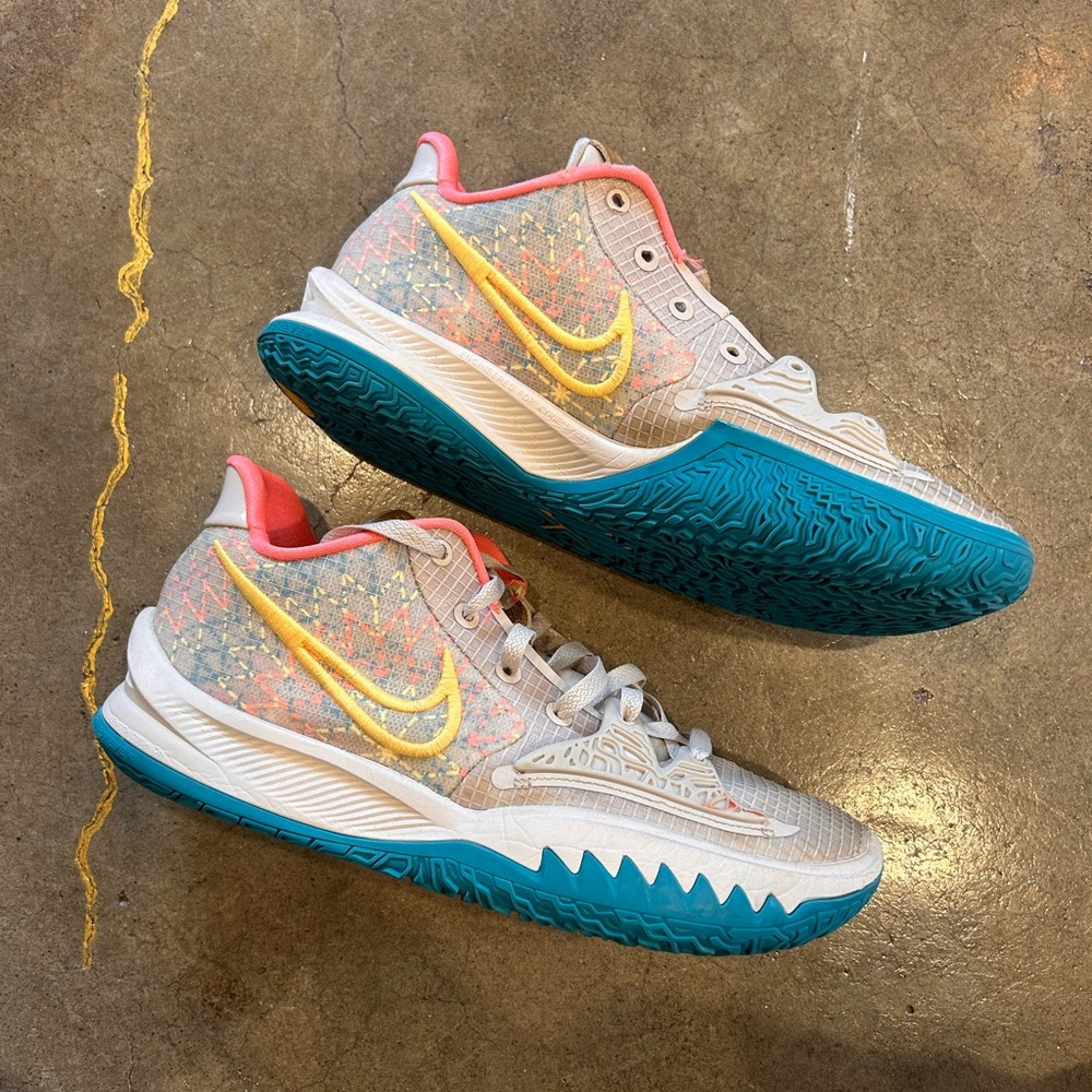 Nike Kyrie Low 4